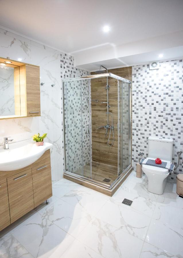 Апартаменты Kaiafas Luxury Philoxenia Неа-Перамос Экстерьер фото